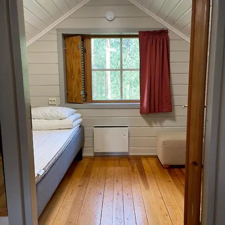 Hillside Chalet